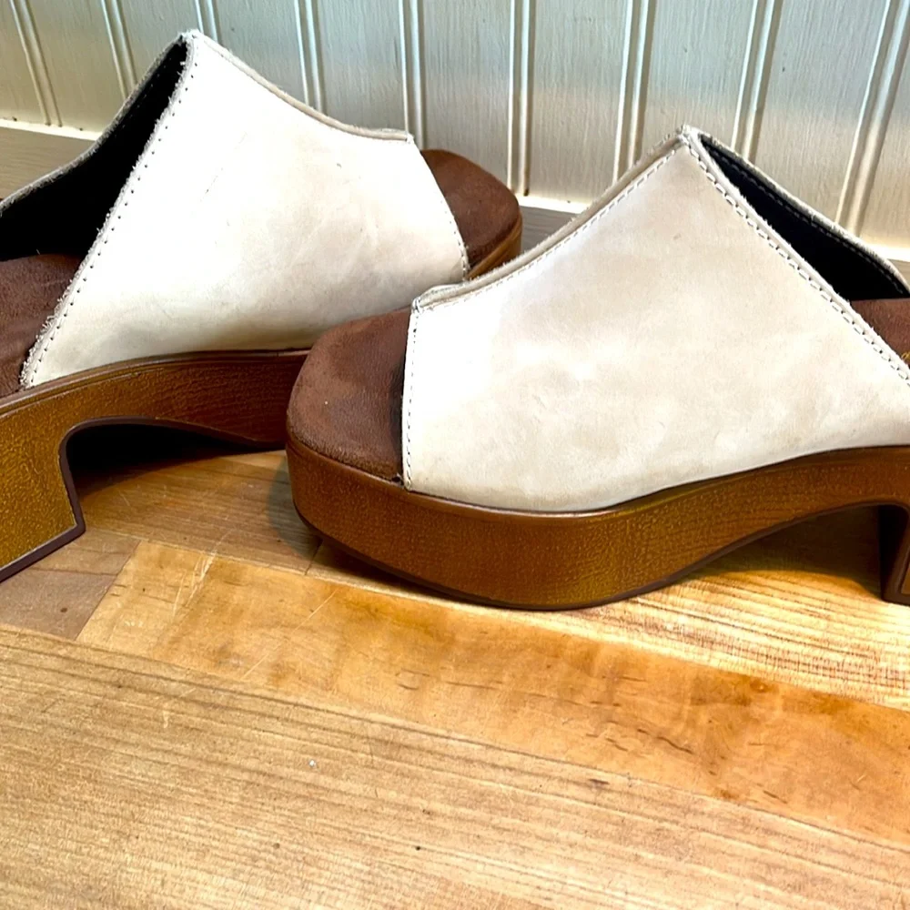 House of Harlow 1960 Griffin Ivory Leather Chunky Platform Brown Slide Sandals - Picture 13 of 14